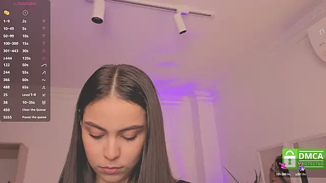 Aleejaa   online show from September 22, 11:41 am