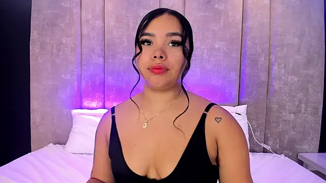 MarianaGarciaa   online show from February 24, 7:56 pm