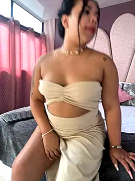 MarianaGarciaa   online show from September 12, 7:43 pm