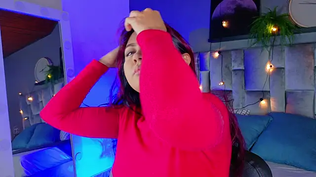 alaia-rogers online show from October 9, 11:58 am