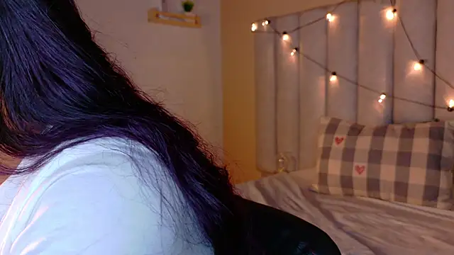 alaia-rogers online show from January 14, 11:59 am