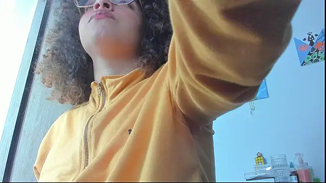 Ada gales  online show from September 25, 4:11 am