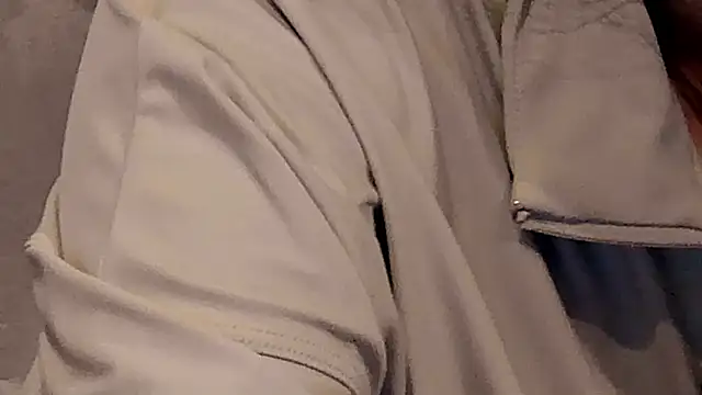 IceDanielles online show from October 7, 12:42 pm