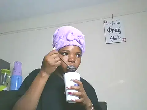 sweet bigclit online show from January 19, 5:03 am