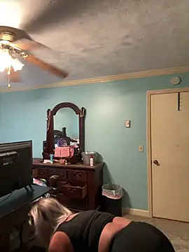 vixendoll87 online show from October 11, 3:55 am