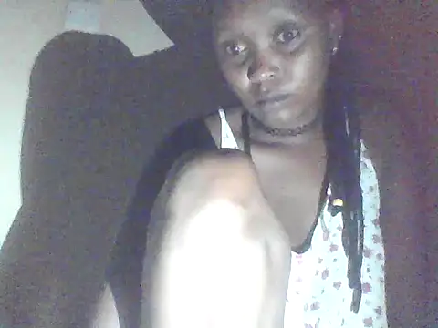 cute ella online show from April 5, 6:29 pm