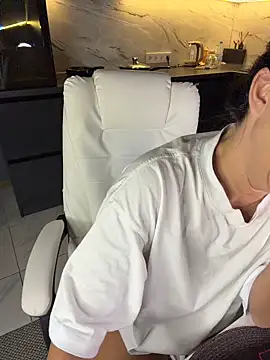 Melisa Ester online show from March 9, 6:55 pm