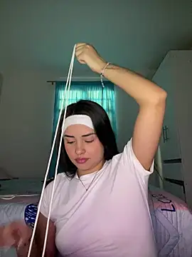 Kimmymadison- online show from February 11, 8:54 pm