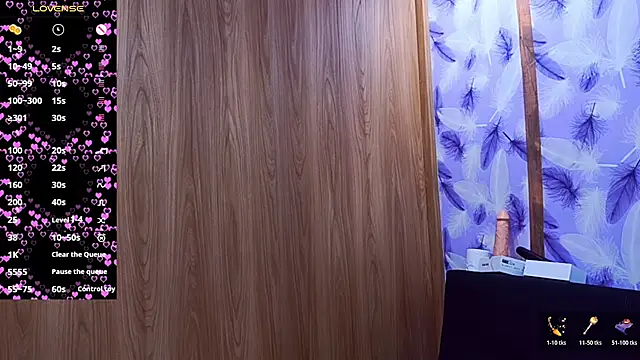 Molly ADY online show from November 24, 11:40 pm