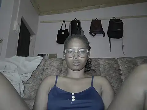 SweetWhisper online show from March 16, 3:38 pm