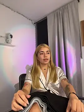 JoselinFlower  online show from March 17, 1:42 am