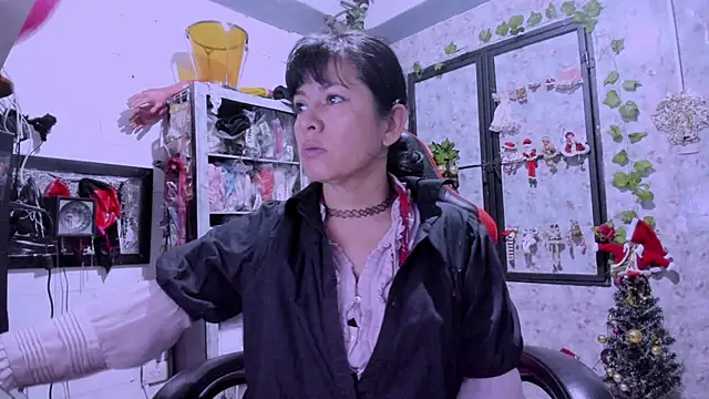 Erlinda-engel online show from December 2, 11:22 am