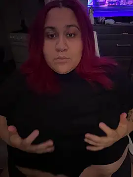 Juicyjordie online show from October 31, 3:19 am