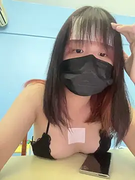 psychopath0000 online show from August 6, 2:46 pm