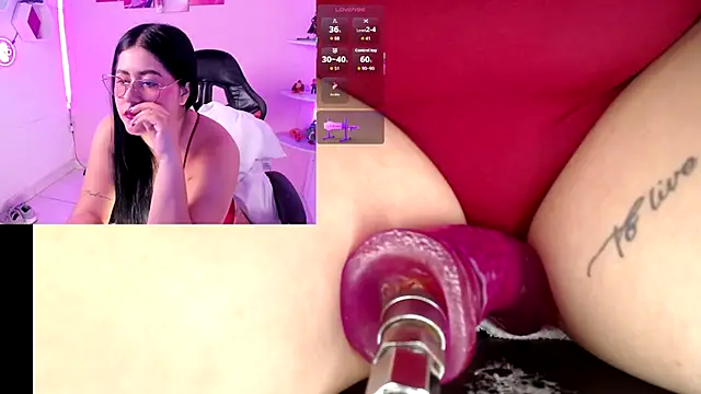 DanielaHang online show from March 27, 1:56 pm