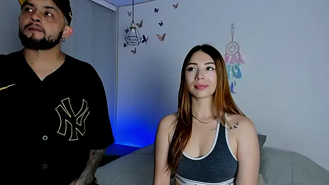 Chloe Johnson  online show from October 1, 3:55 am