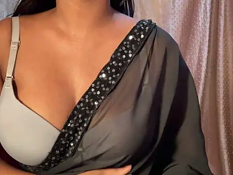 Sexy trisha  7 online show from March 20, 8:36 pm