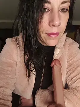 freyamoret online show from March 19, 3:55 am