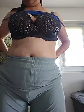 KristenVega online show from June 3, 7:42 am