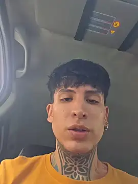  Tomy08calderon online show from October 3, 6:35 pm