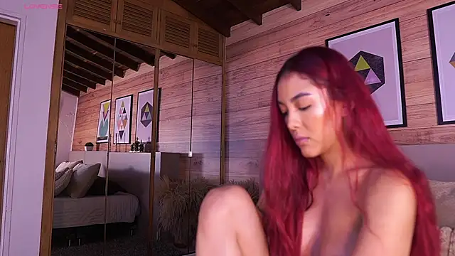 AmmyScott online show from April 17, 7:49 pm