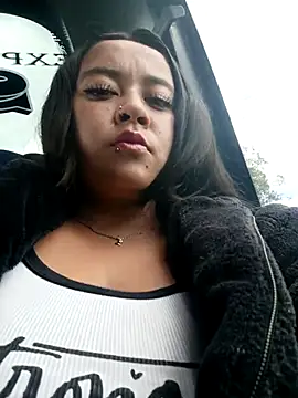 Cristal  04 online show from November 1, 6:45 pm