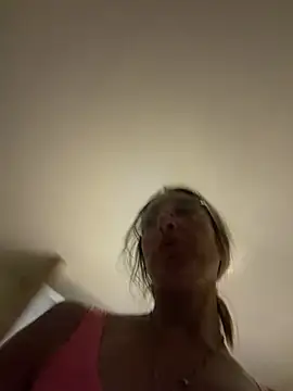 casalinga88 online show from March 15, 12:23 am