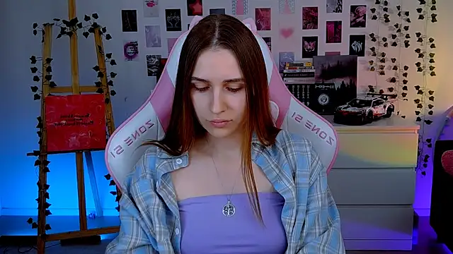 AliceCharmy online show from October 8, 7:02 am