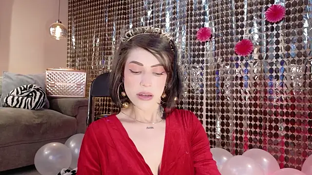 Hannah Borbon online show from March 14, 1:06 am