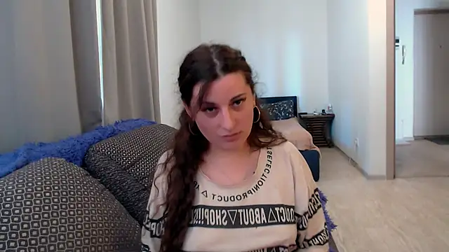 Helen Adams  online show from June 20, 9:46 am