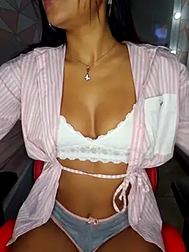 moreninhasilva online show from April 11, 1:01 am