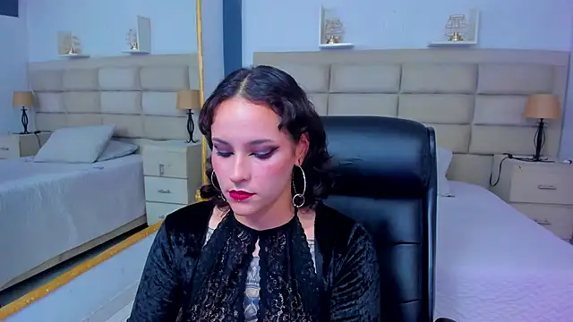 AnnyThompson  online show from October 14, 9:17 pm