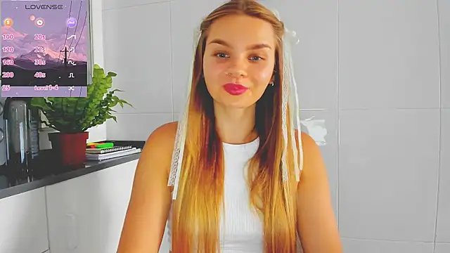 Molly sweetie online show from July 6, 6:32 pm