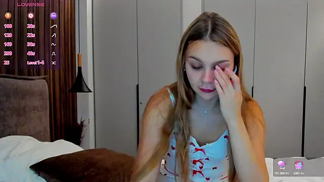 Molly sweetie online show from October 7, 6:29 am