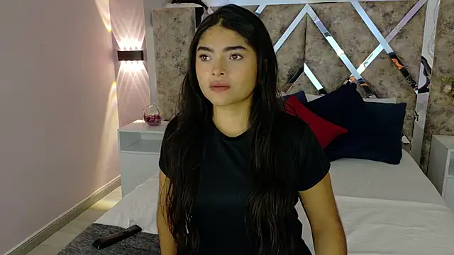 GiselOrtiz online show from May 6, 9:46 am