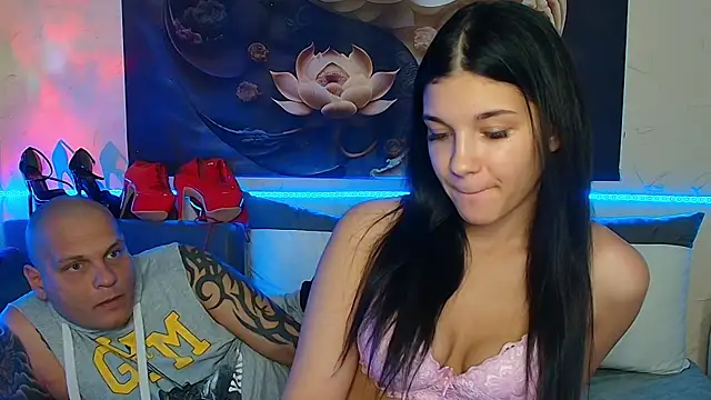 xDeepInLovexx online show from April 22, 7:11 pm