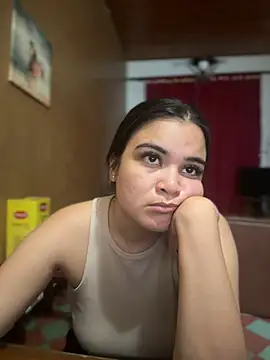 CamilaSofiia online show from July 18, 1:53 am