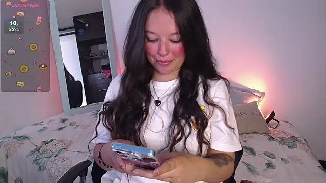 Lexie Thompson10 online show from September 14, 5:22 pm