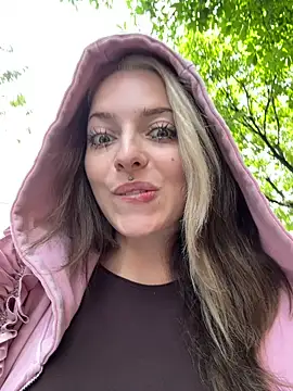 LoraaDoll online show from January 10, 5:12 am