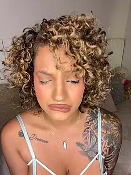 Arianabromw online show from November 28, 6:33 pm