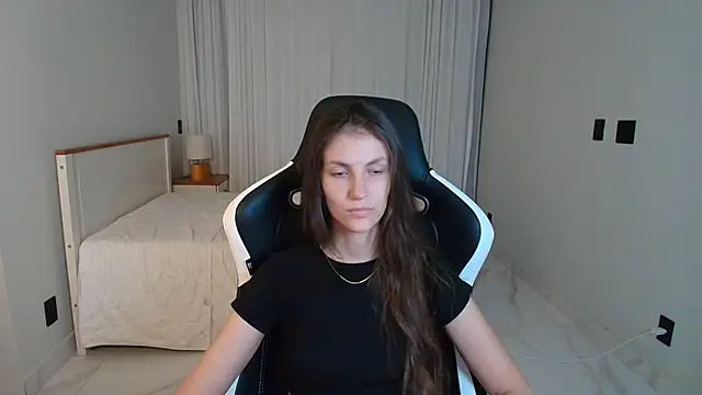upssnowy online show from June 12, 9:56 pm
