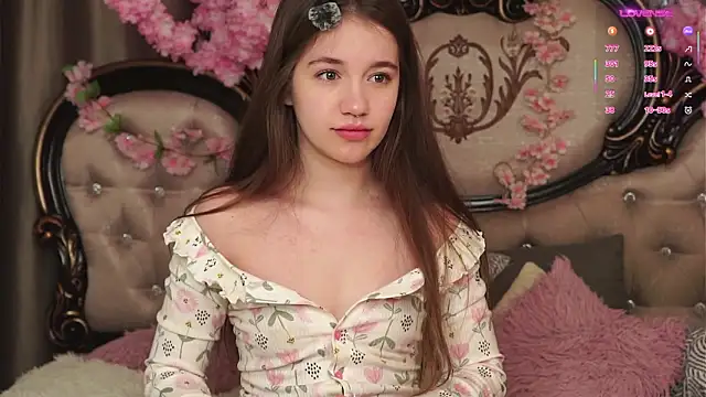 AmiLewis online show from March 8, 1:35 am