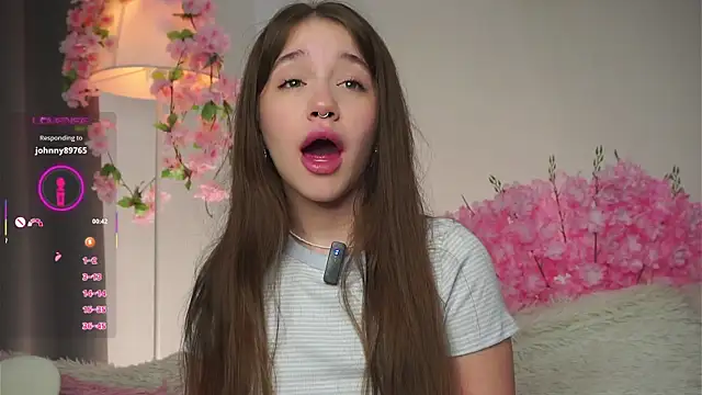 AmiLewis online show from September 16, 1:13 am