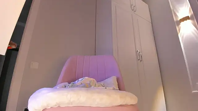 heemia online show from November 12, 4:54 am