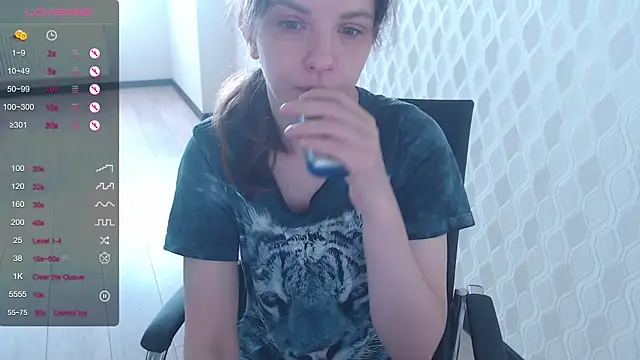 LisaHeart online show from September 29, 10:53 am