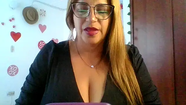 RossanaLionheart online show from September 12, 10:06 pm