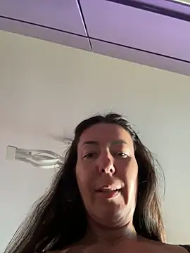 eveangelll online show from November 1, 8:07 am