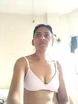 sunita6009 online show from July 6, 4:40 am