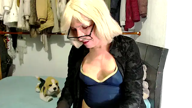 LorenJade online show from December 21, 10:19 am