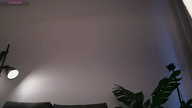 GigiLee  online show from November 14, 12:38 pm